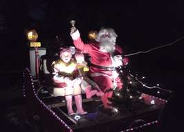 Santa Claus comes to Town